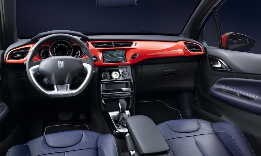 Торпедо DS 3 Ines de la Fressange Paris 2017 года  (фото 7 из 10)